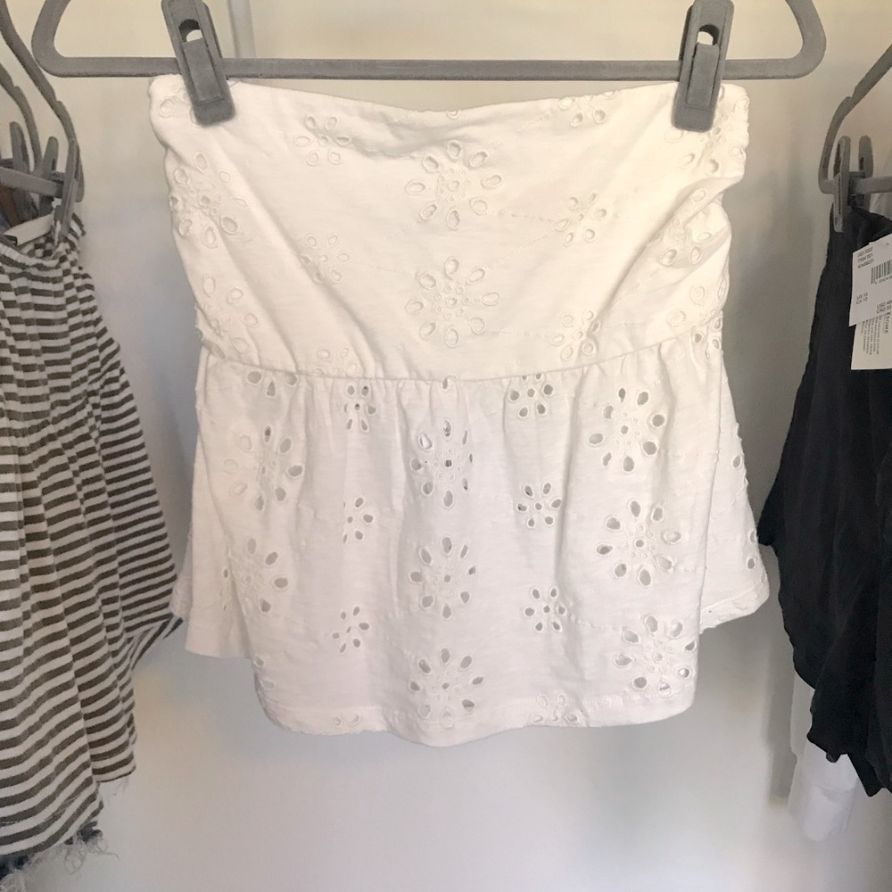 NWT American Eagle Outfitters Sunchaser white Eyelet Babydoll Tube top size M